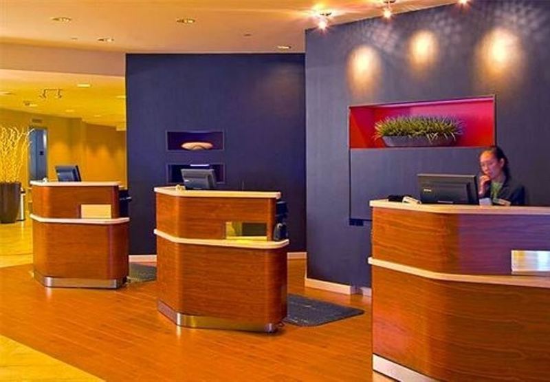 Готель Courtyard By Marriott New York Laguardia Airport Інтер'єр фото